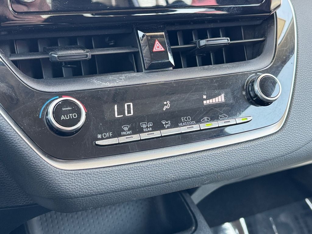 2020 Toyota Corolla LE FWD