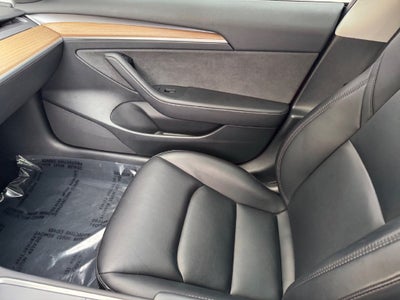 2023 Tesla Model 3 Base RWD