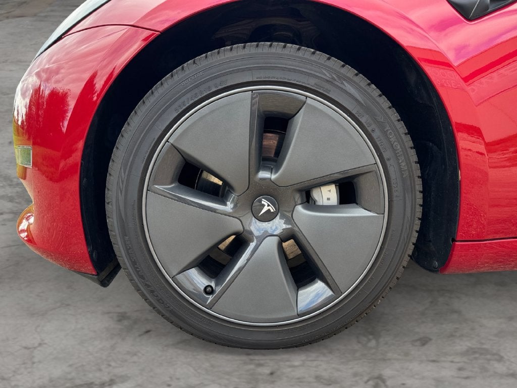 2023 Tesla Model 3 Base RWD