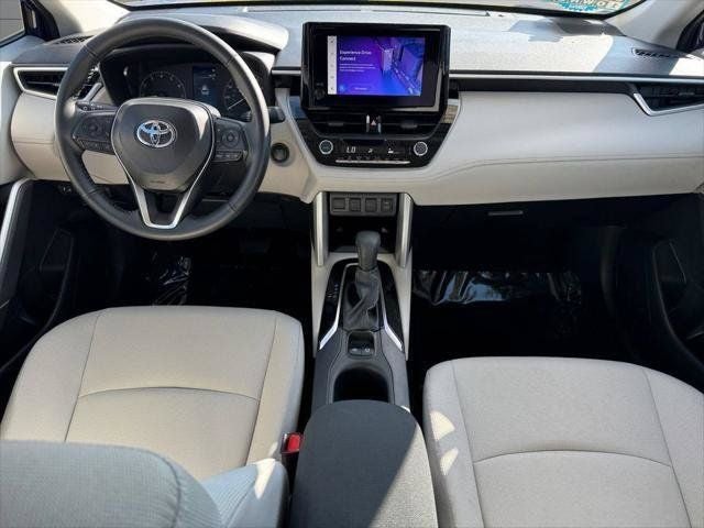 2024 Toyota Corolla Cross LE FWD