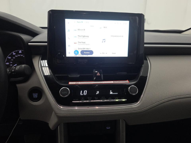 2024 Toyota Corolla Cross LE FWD