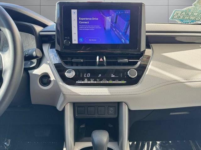 2024 Toyota Corolla Cross LE FWD