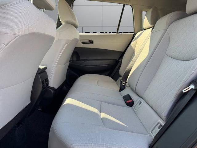 2024 Toyota Corolla Cross LE FWD