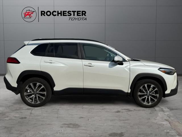 2023 Toyota Corolla Cross XLE AWD