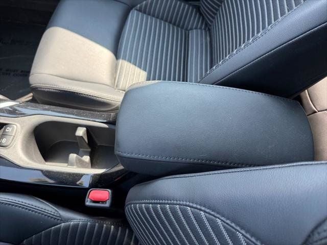 2024 Toyota Corolla Cross Hybrid XSE AWD