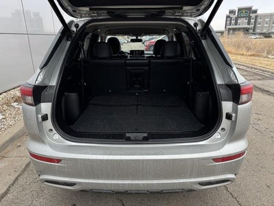 2024 Mitsubishi Outlander SE 4WD