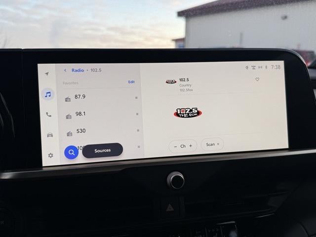 2023 Toyota Crown XLE AWD