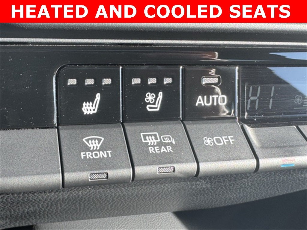 2025 Toyota Crown Signia Limited AWD