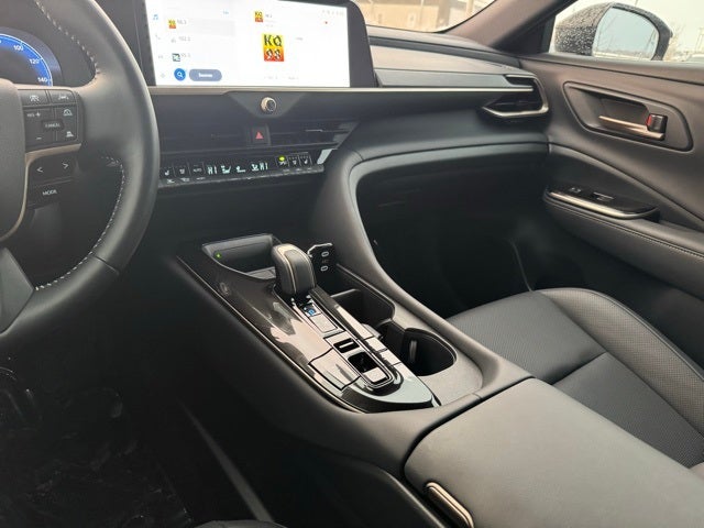 2025 Toyota Crown Signia XLE AWD