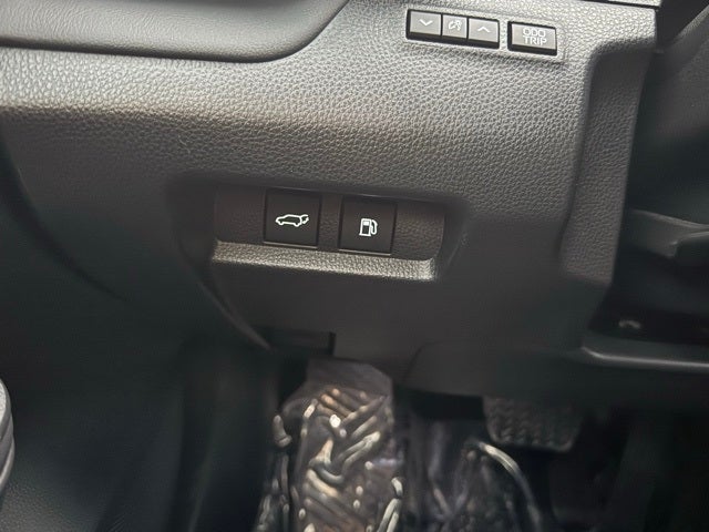 2025 Toyota Crown Signia XLE AWD