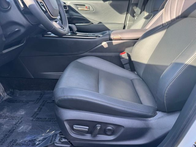 2025 Toyota Crown Signia Limited AWD