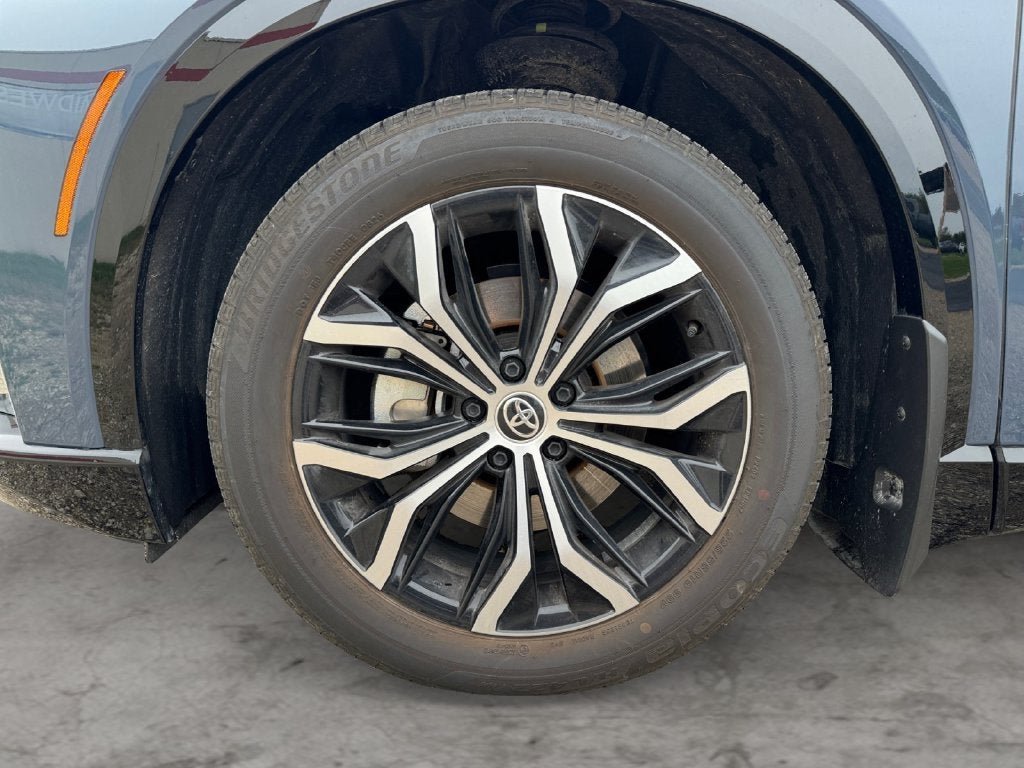 2026 Toyota Crown Signia XLE AWD