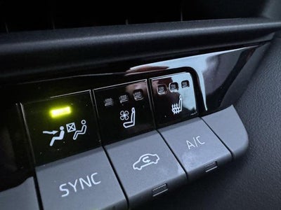 2025 Toyota Crown Signia XLE AWD