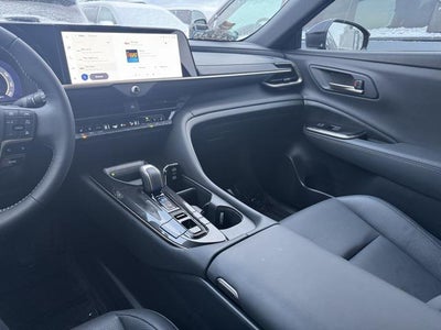 2025 Toyota Crown Signia XLE AWD