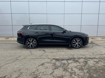 2025 Toyota Crown Signia XLE AWD