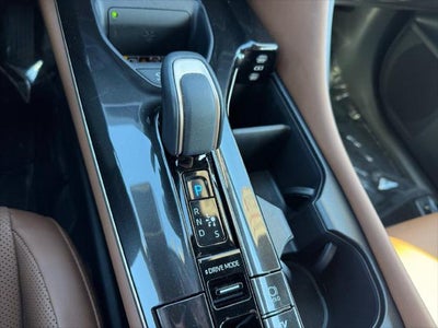 2025 Toyota Crown Signia Limited AWD