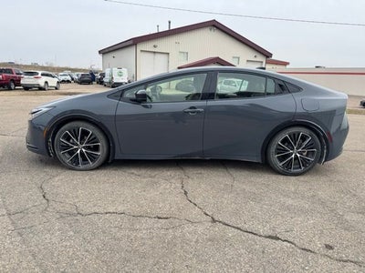 2024 Toyota Prius XLE FWD