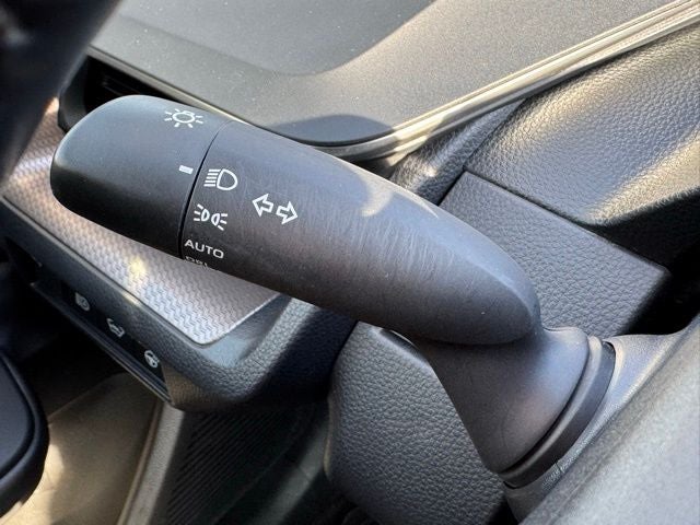 2024 Toyota Prius XLE FWD