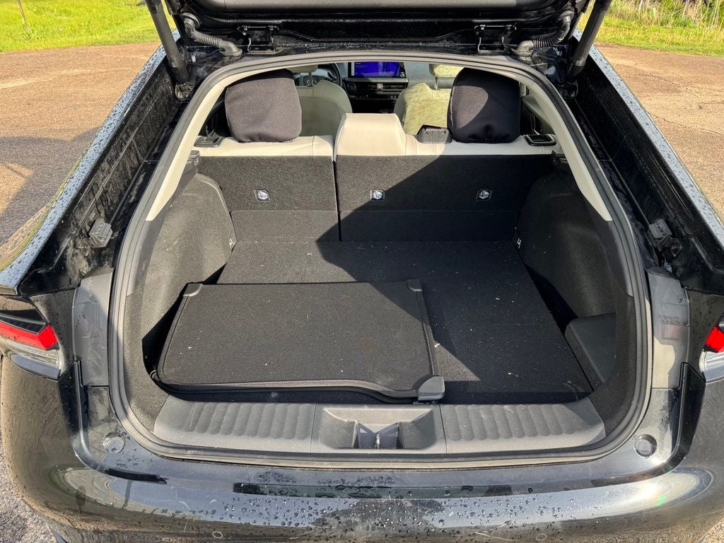 2024 Toyota Prius Limited AWD