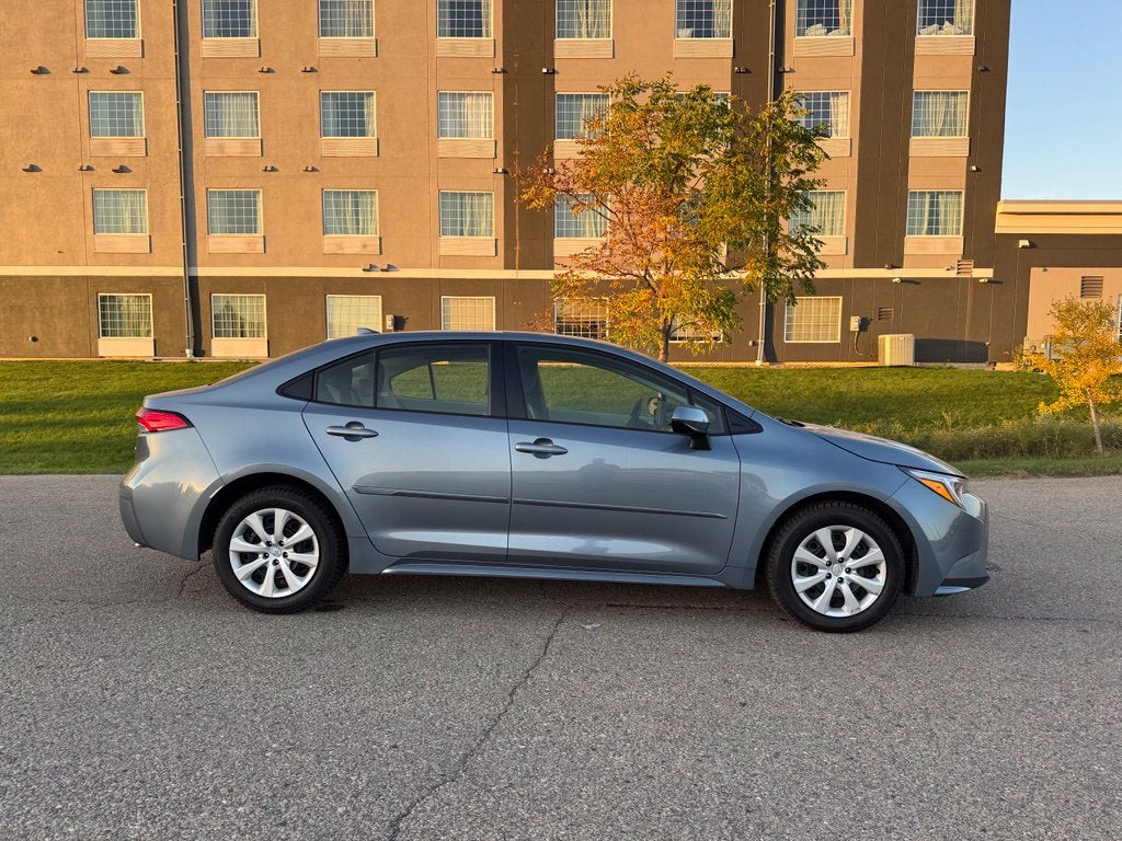 2023 Toyota Corolla Hybrid LE FWD