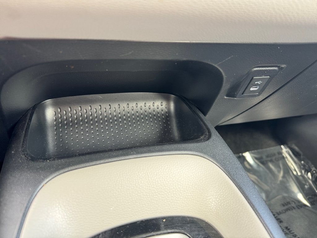 2023 Toyota Corolla Hybrid LE FWD