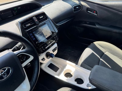 2016 Toyota Prius Three FWD