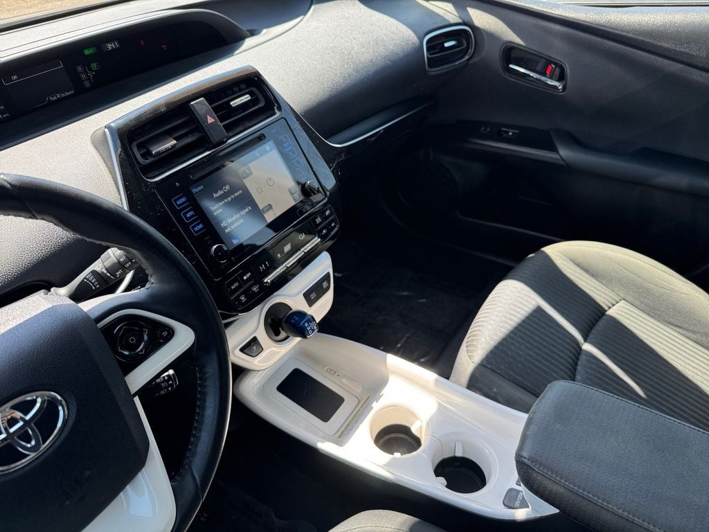 2016 Toyota Prius Three FWD