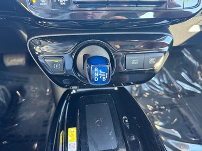 2019 Toyota Prius XLE FWD