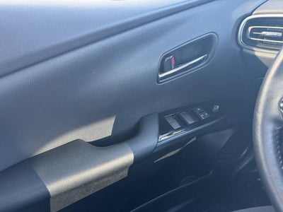 2019 Toyota Prius XLE FWD