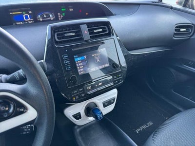 2016 Toyota Prius Two FWD