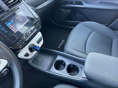 2016 Toyota Prius Two FWD