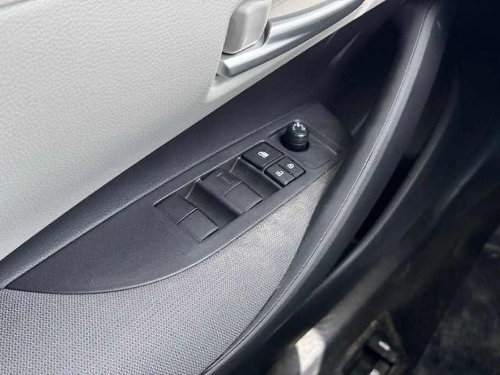 2021 Toyota Corolla LE FWD