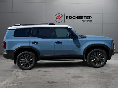 2025 Toyota Land Cruiser Base 4WD