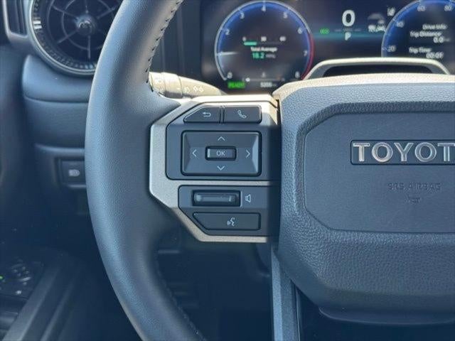 2025 Toyota Land Cruiser Base 4WD