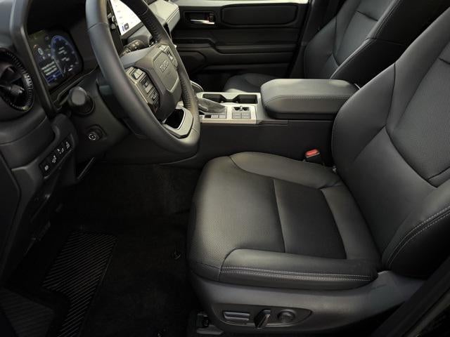 2025 Toyota Land Cruiser Base 4WD