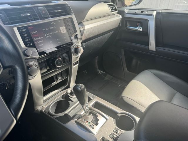 2020 Toyota 4Runner SR5 Premium 4WD