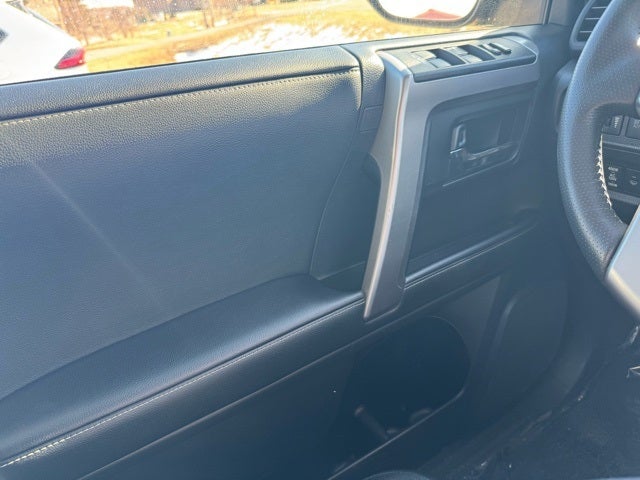 2024 Toyota 4Runner SR5 4WD