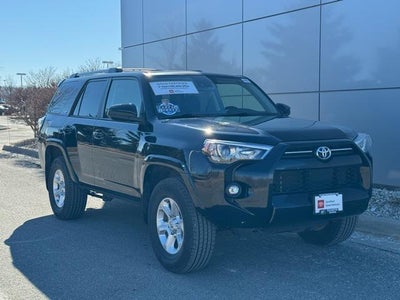 2024 Toyota 4Runner SR5 4WD