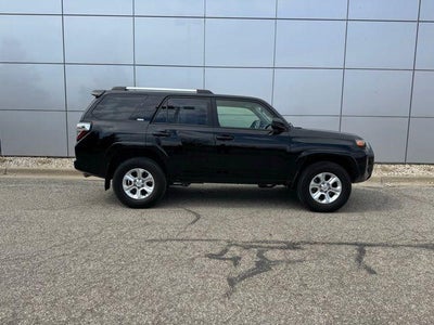 2024 Toyota 4Runner SR5 4WD