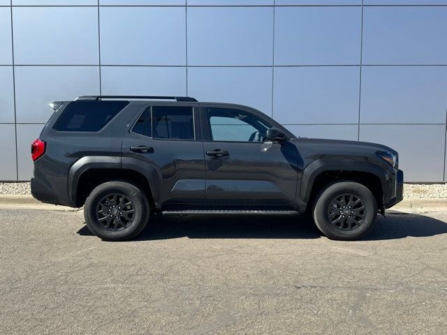 2025 Toyota 4Runner SR5 4WD