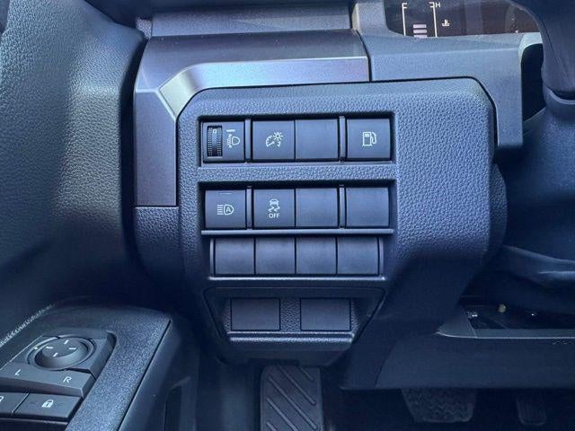 2025 Toyota 4Runner SR5 4WD