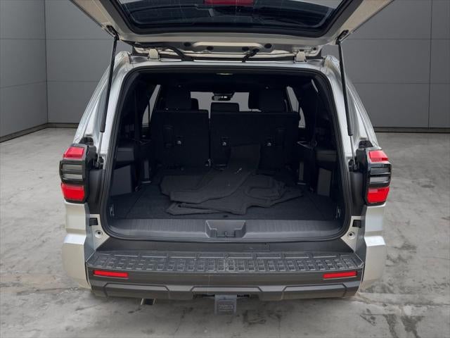2025 Toyota 4Runner SR5 4WD
