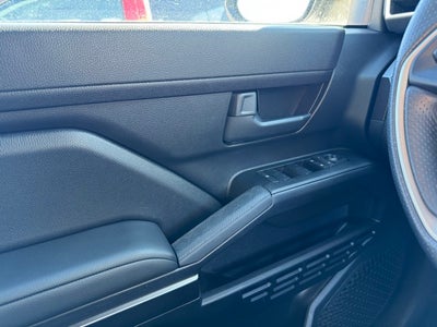 2025 Toyota 4Runner SR5 4WD