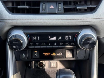 2019 Toyota RAV4 XLE Premium AWD