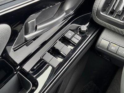 2023 Toyota bZ4X Limited AWD