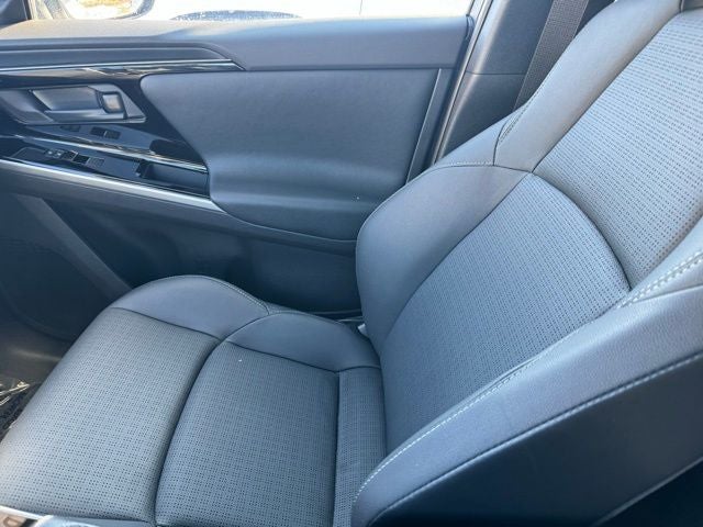 2024 Toyota bZ4X Limited AWD