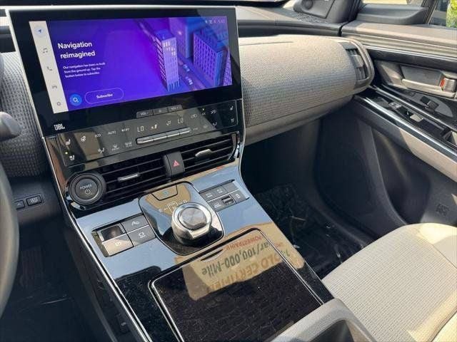 2023 Toyota bZ4X Limited AWD