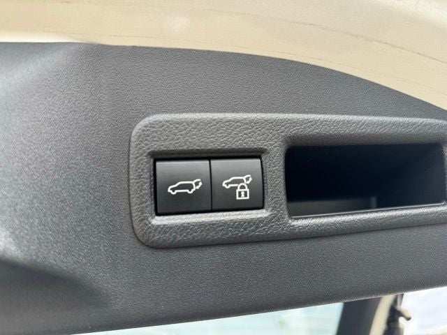 2024 Toyota bZ4X Limited AWD