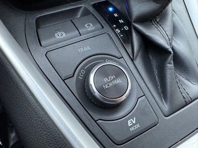 2022 Toyota RAV4 Hybrid XLE Premium AWD
