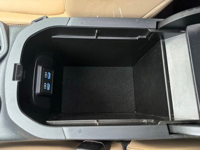 2022 Toyota RAV4 Hybrid XLE Premium AWD